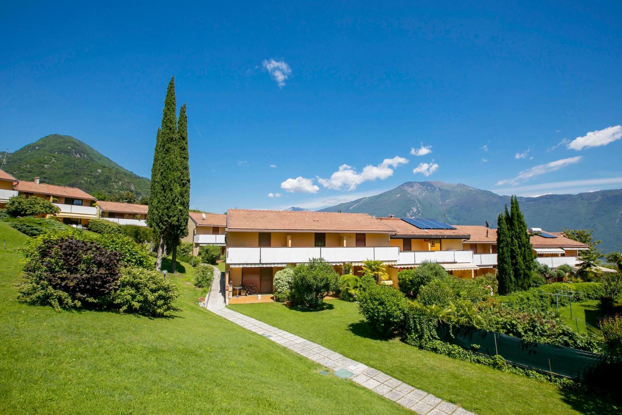 Residence Christina Due Laghi - Happy Rentals Tenno Exterior foto